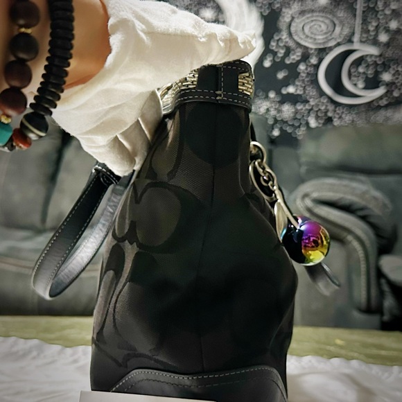 Vintage Y2K Coach 2006 Black Tote Bag shoulder bag - Picture 15 of 16